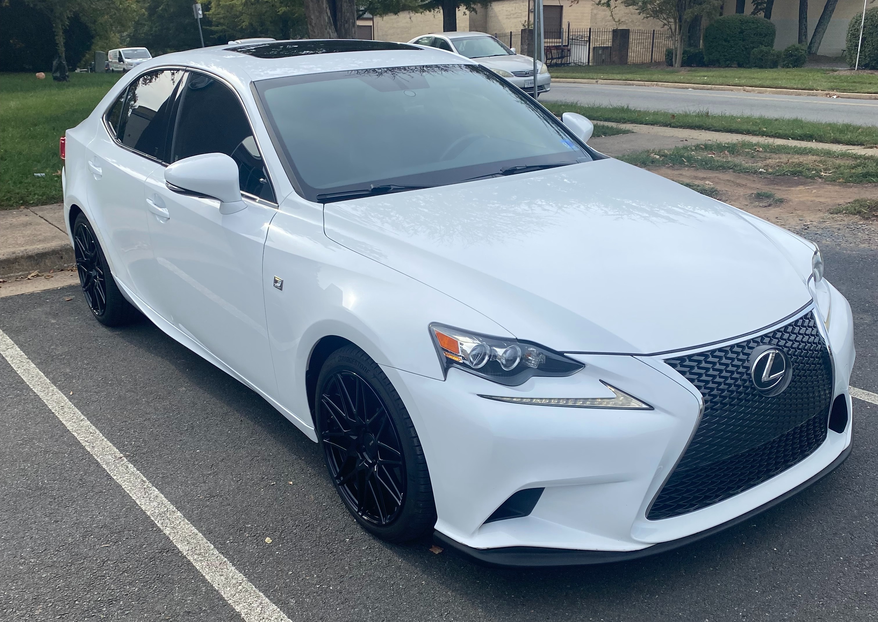 Used 2015 Lexus IS 250 w/ F-Sport Package RWD image 4