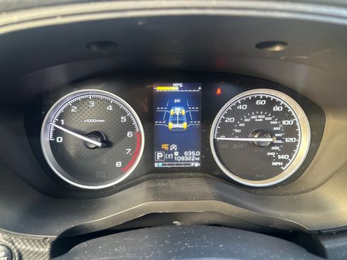 Used 2020 Subaru Forester Premium image 2