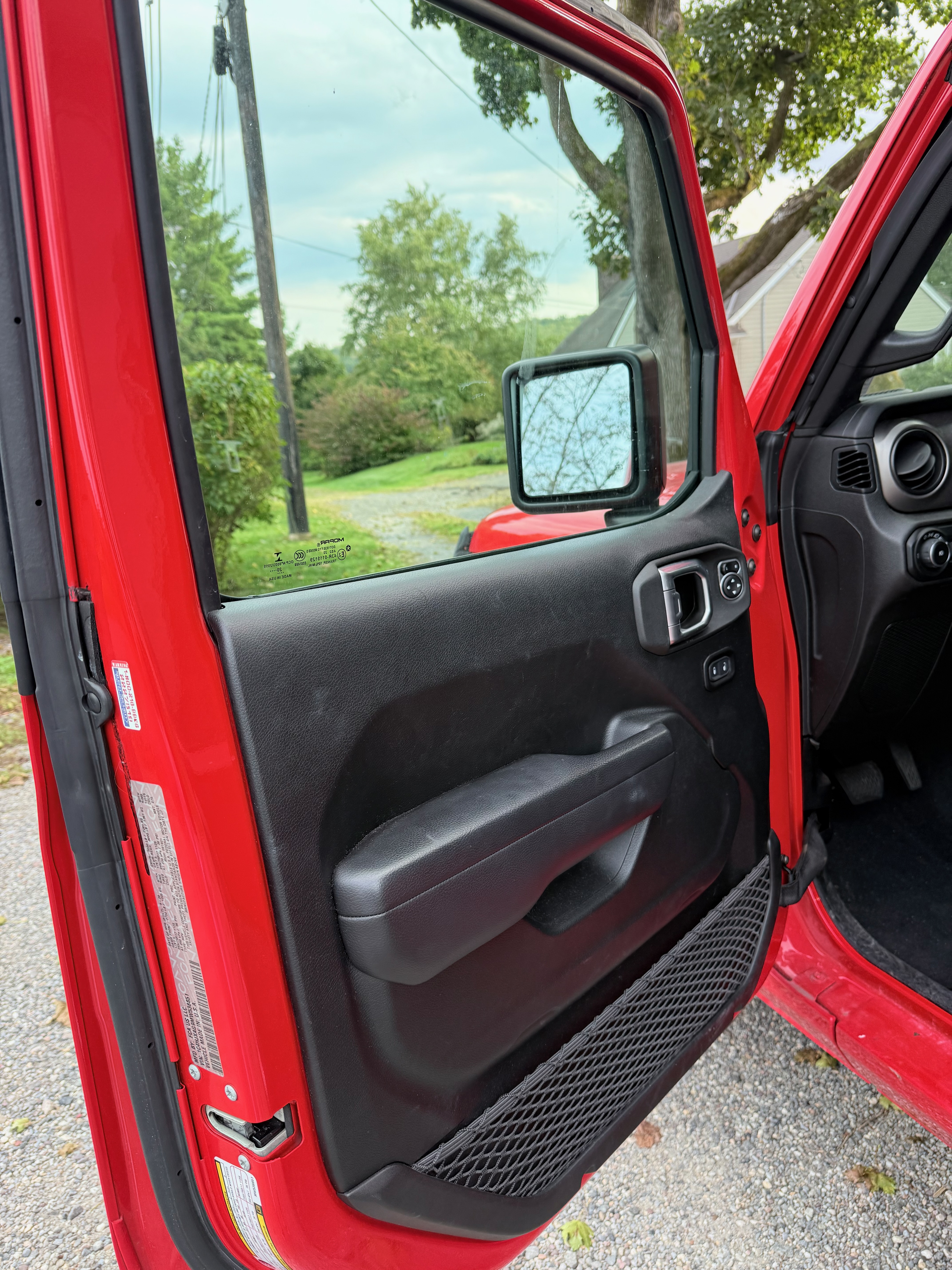 Used 2021 Jeep Wrangler Sport AWD/4WD image 14