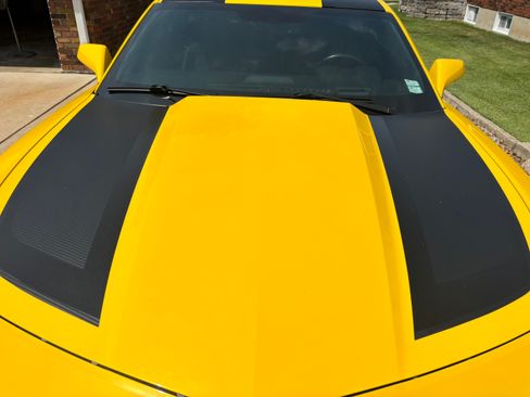 Used 2012 Chevrolet Camaro LT w/ Transformers 3 Edition RWD image 10