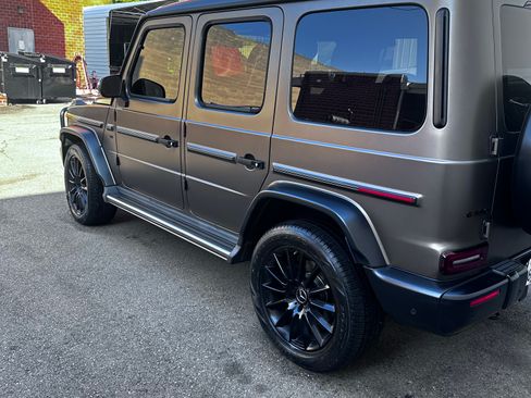 Used 2021 Mercedes-Benz G 550 image 4