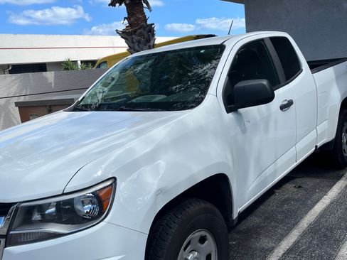 Used 2017 Chevrolet Colorado W/T RWD image 5