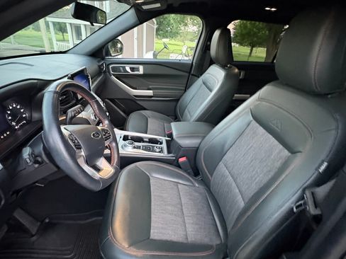 Used 2023 Ford Explorer Timberline AWD/4WD image 8