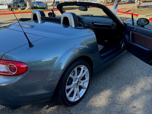 Used 2013 MAZDA MX-5 Miata Grand Touring image 8