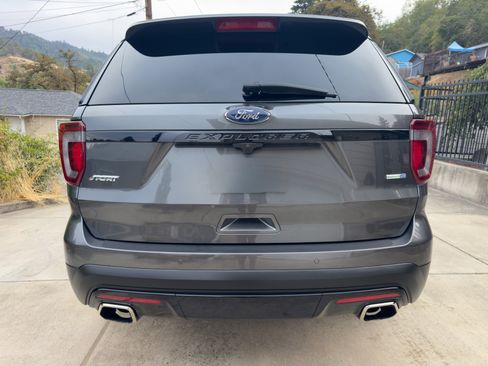 Used 2017 Ford Explorer Sport w/ Equipment Group 401A image 9