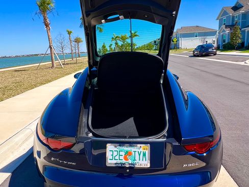 Used 2020 Jaguar F-TYPE Coupe image 13