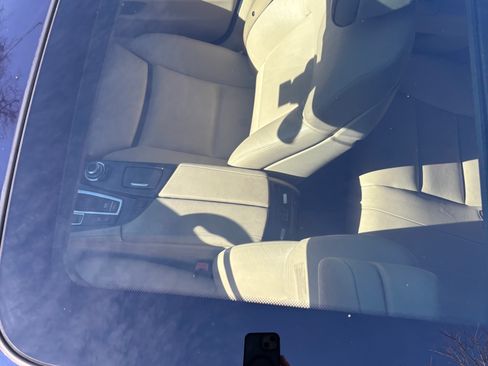 Used 2012 BMW 535i xDrive Sedan image 12