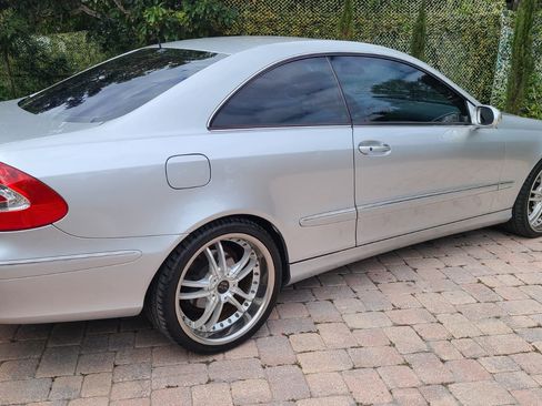 Used 2005 Mercedes-Benz CLK 320 CLK 320 Coupe 2D image 8