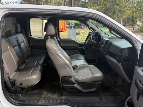 Used 2019 Ford F150 XL w/ Equipment Group 101A Mid image 4