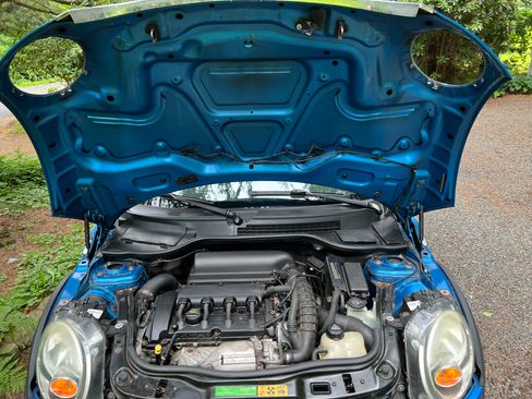 Used 2010 MINI Cooper S image 2