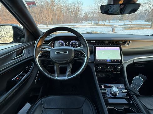 Used 2021 Jeep Grand Cherokee L Overland image 24