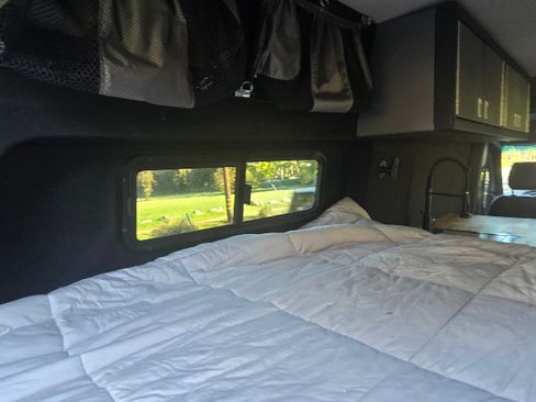 Used 2021 Mercedes-Benz Sprinter 2500 image 27