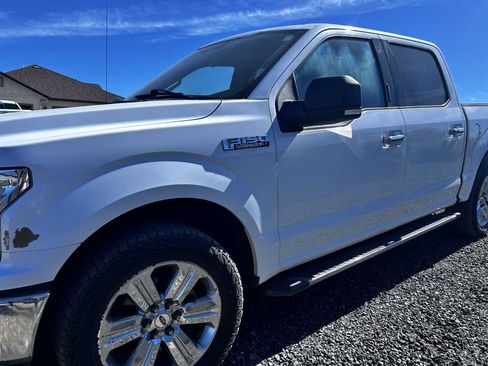Used 2018 Ford F150 XLT w/ Equipment Group 302A Luxury AWD/4WD image 4