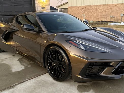 Used 2021 Chevrolet Corvette Stingray Coupe w/ 1LT RWD image 10