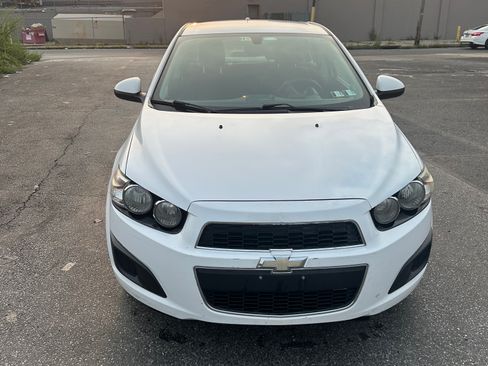 Used 2014 Chevrolet Sonic LT FWD image 2