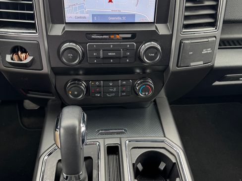 Used 2019 Ford F150 XLT w/ Equipment Group 302A Luxury image 9