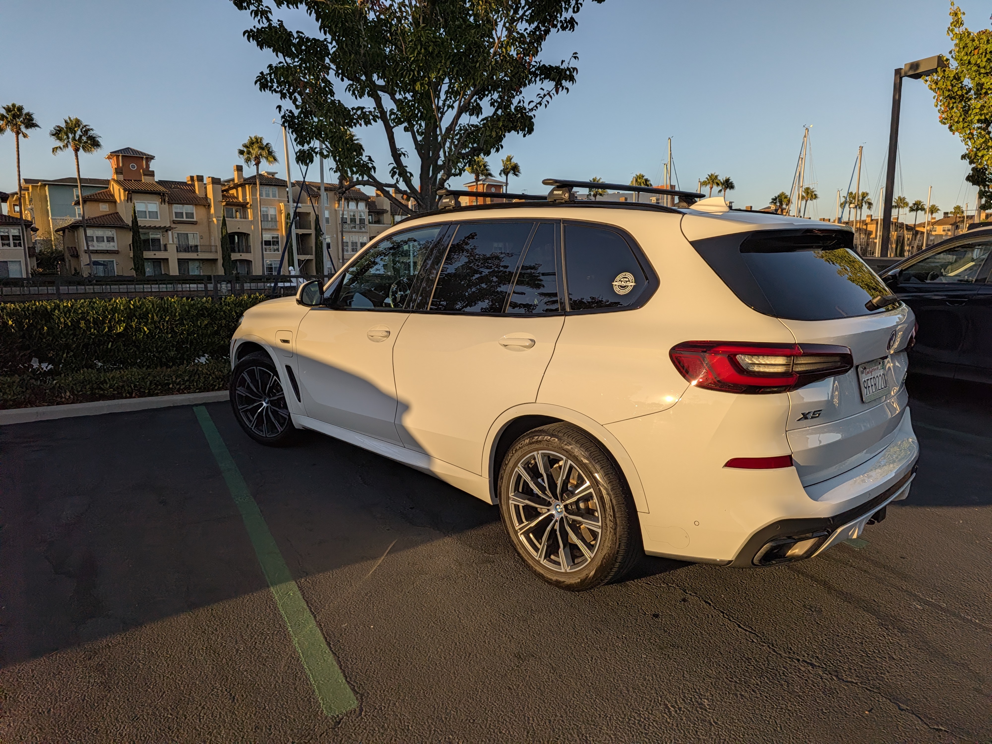 Used 2023 BMW X5 xDrive45e w/ Executive Package AWD/4WD image 6