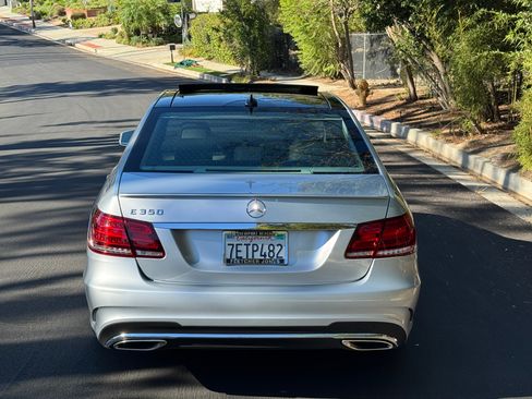 Used 2014 Mercedes-Benz E 350 Sedan image 6