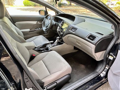 Used 2014 Honda Civic EX image 10