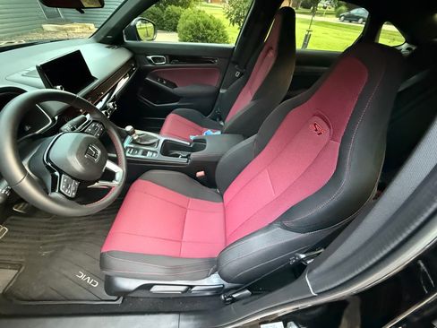 Used 2023 Honda Civic Si image 9