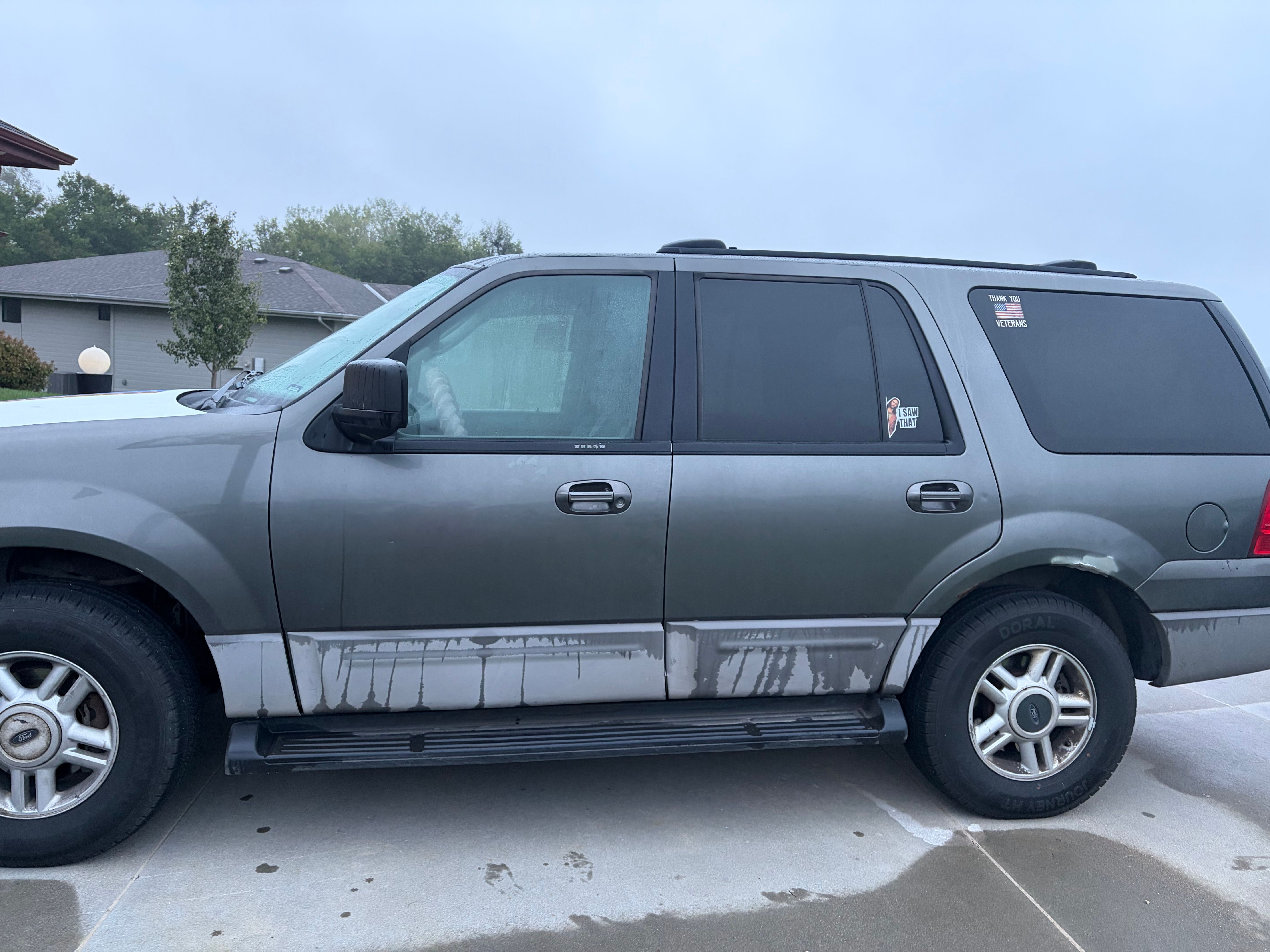 Used 2003 Ford Expedition XLT AWD/4WD image 4