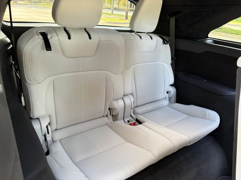 Used 2026 Lucid Gravity Grand Touring image 26