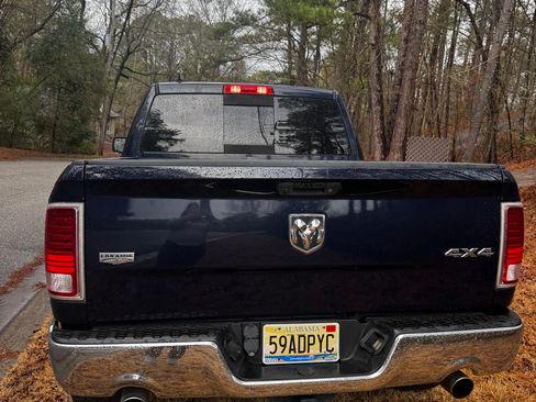 Used 2018 RAM 1500 Laramie w/ Convenience Group image 4