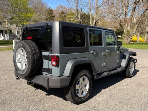 Used 2014 Jeep Wrangler Unlimited Sport w/ Quick Order Package 24S AWD/4WD image 23