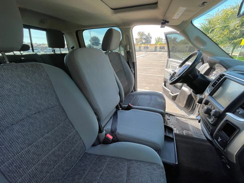 Used 2016 RAM 1500 Big Horn image 12