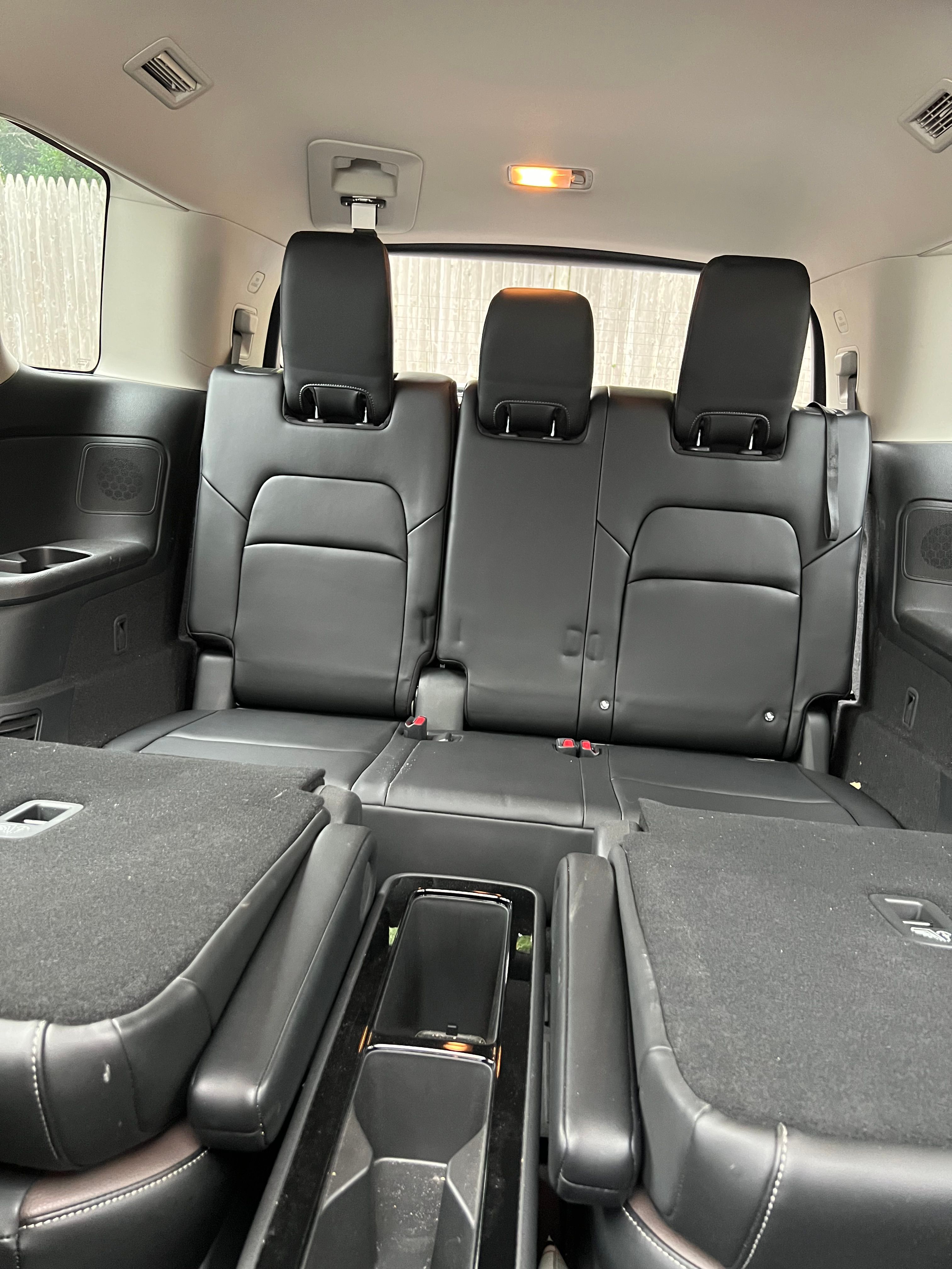 Used 2023 Nissan Pathfinder Platinum AWD/4WD image 16