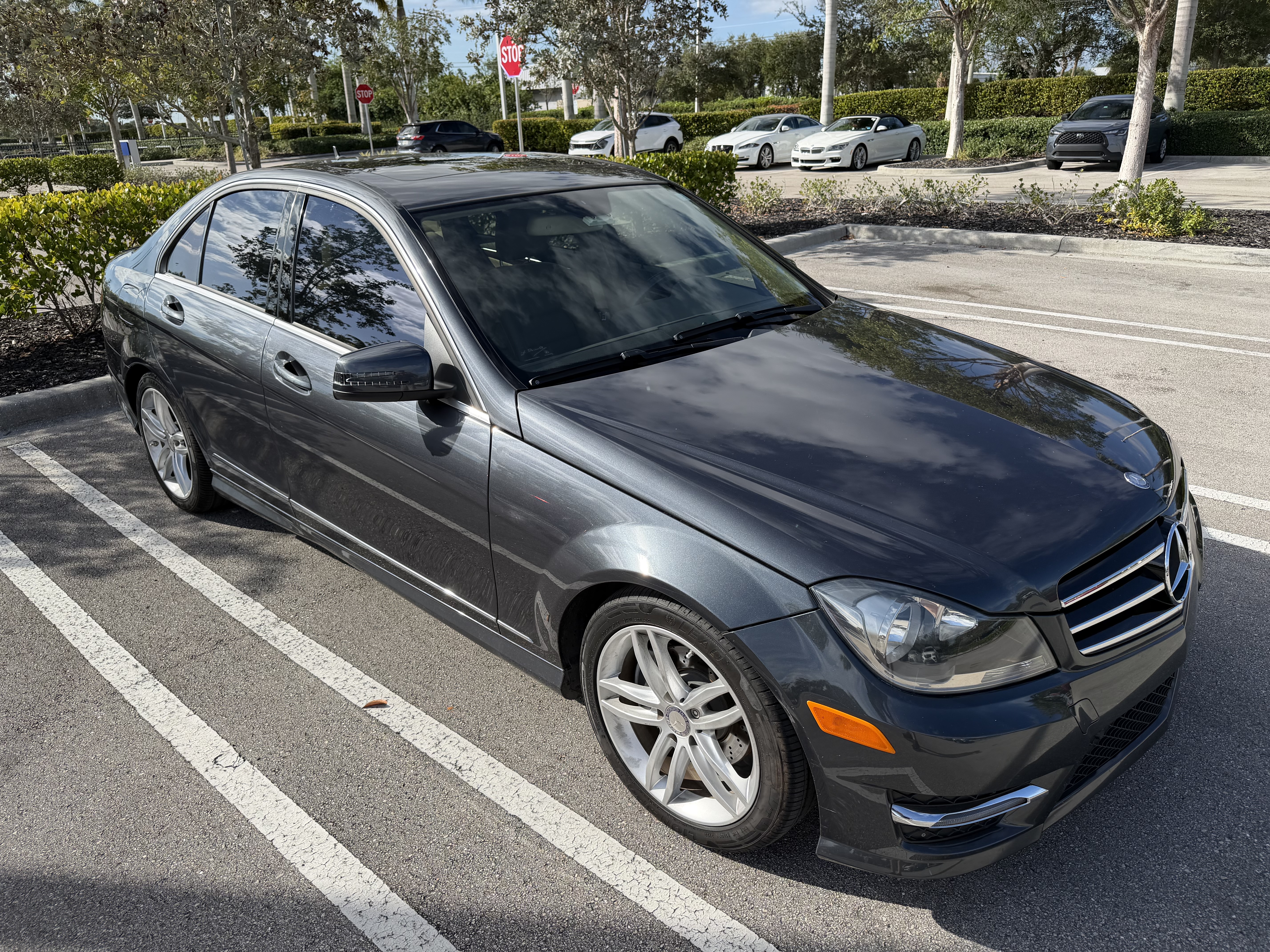 Used 2014 Mercedes-Benz C 250 Sedan image 1