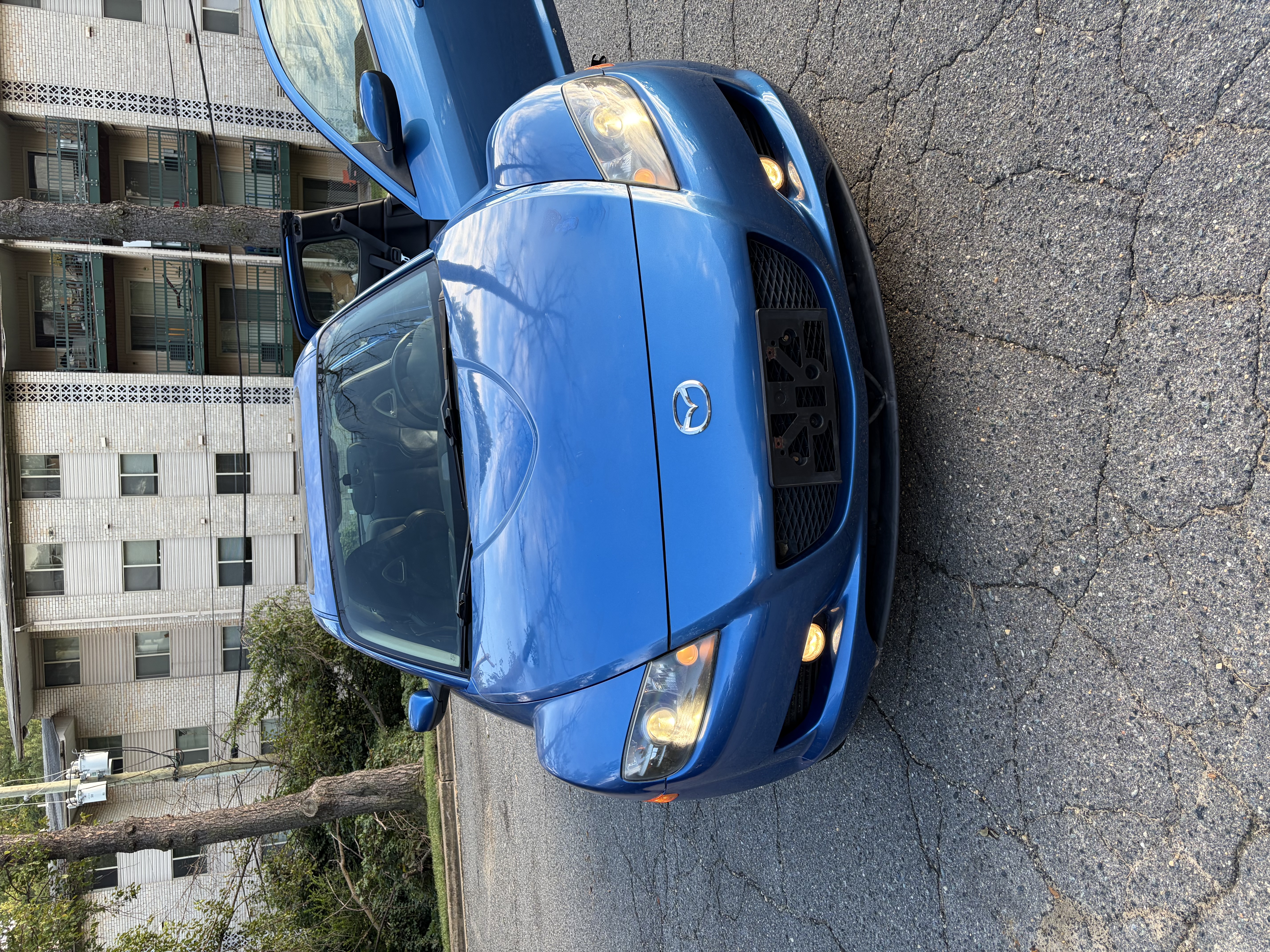 Used 2004 MAZDA RX-8 w/ MT Grand Touring Pkg RWD image 10