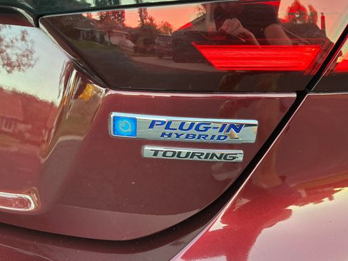 Used 2018 Honda Clarity Touring image 12