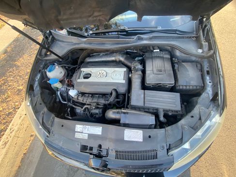 Used 2012 Volkswagen GTI 4-Door FWD image 16