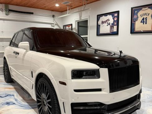 Used 2022 Rolls-Royce Cullinan AWD/4WD image 19
