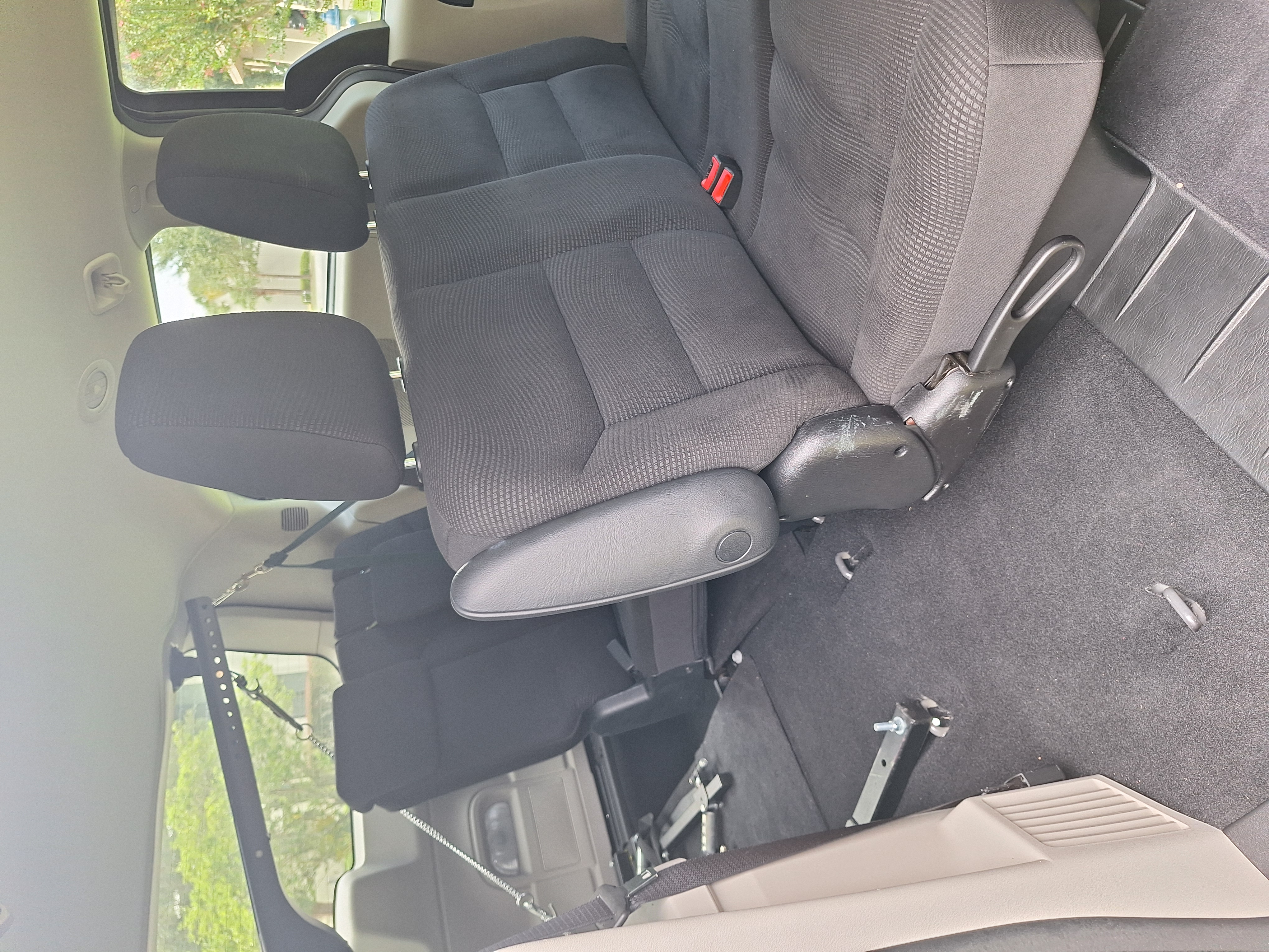Used 2020 Dodge Grand Caravan SE w/ UConnect Hands-Free Group FWD image 6