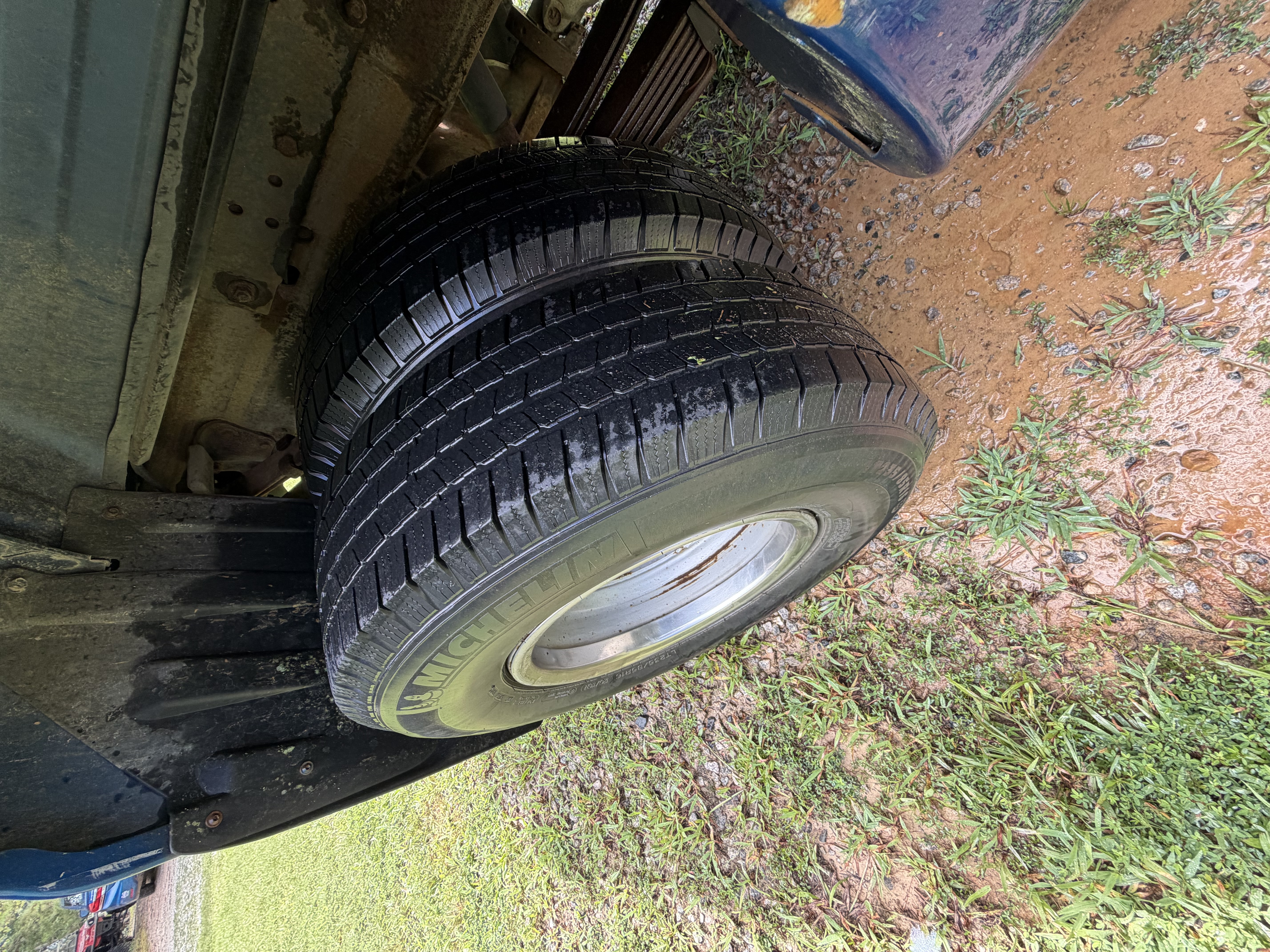 Used 2003 Chevrolet Silverado 3500 LS AWD/4WD image 6