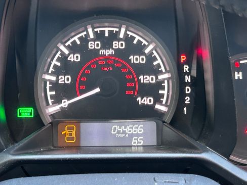 Used 2014 Honda Ridgeline Sport image 11