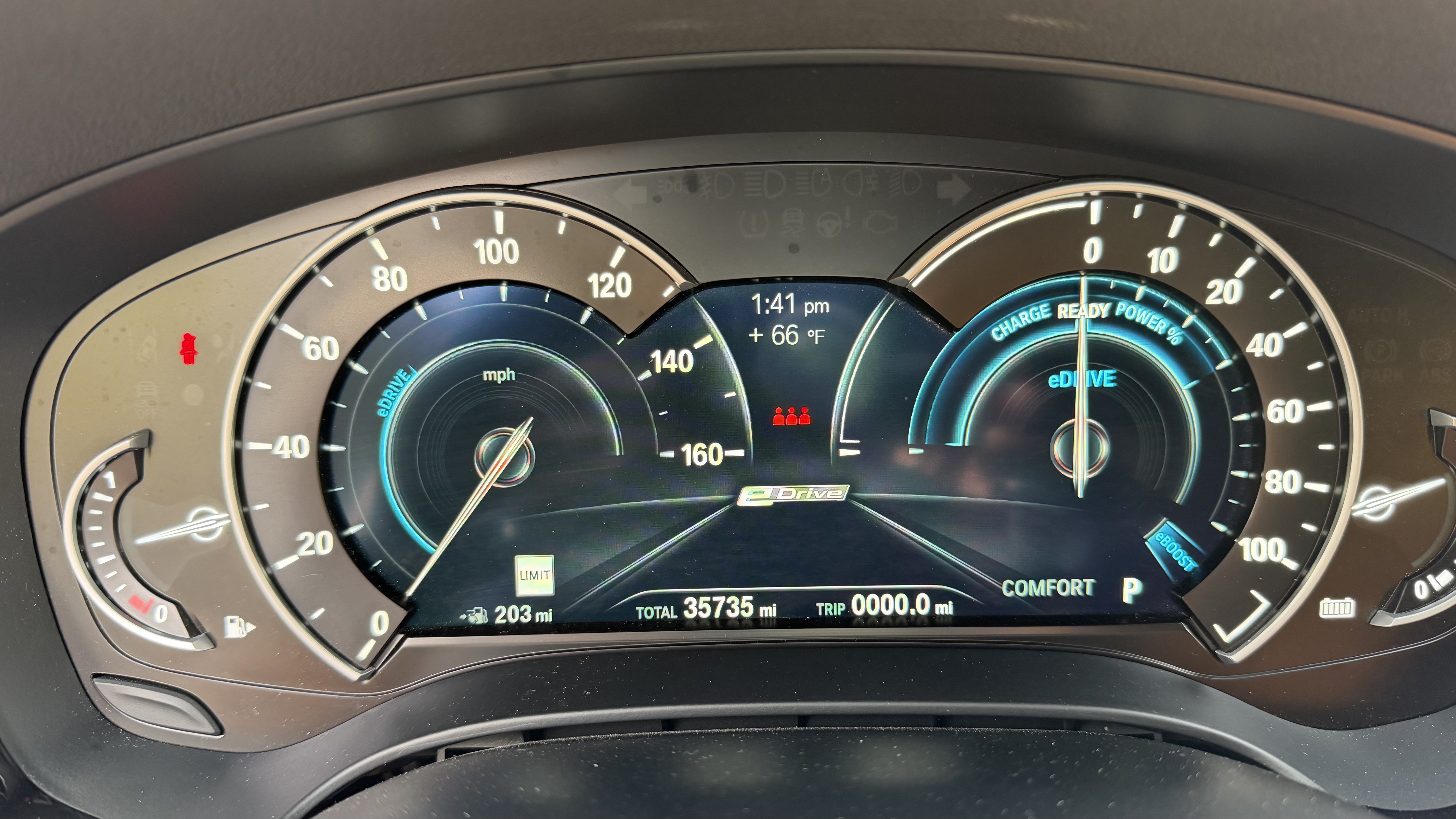 Used 2019 BMW 530e xDrive AWD/4WD image 15
