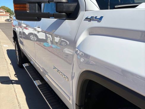 Used 2015 GMC Sierra 1500 SLE image 6