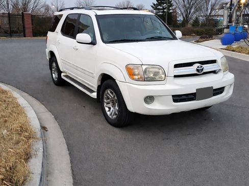 Used 2005 Toyota Sequoia Limited image 4