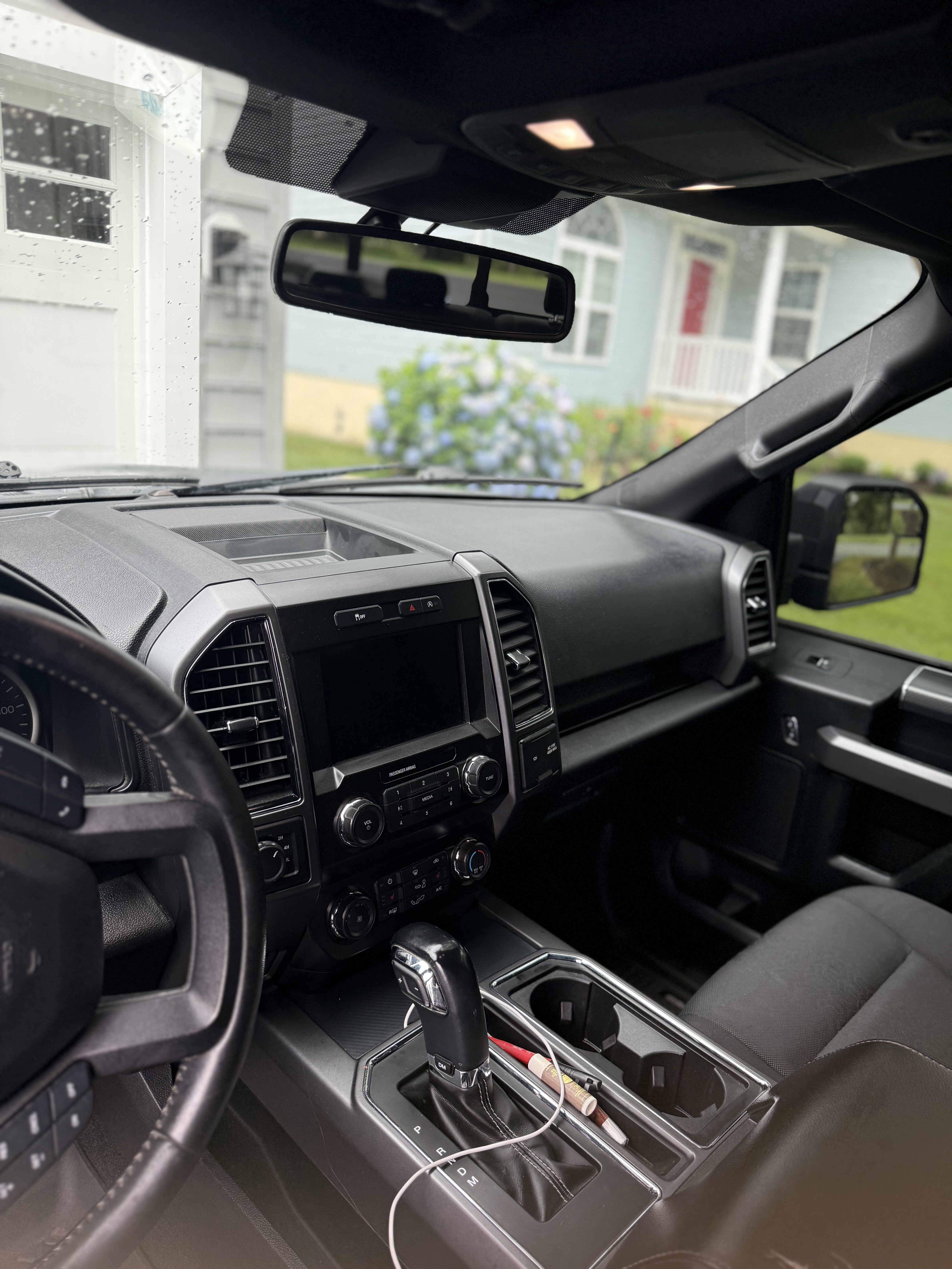 Used 2019 Ford F150 XLT w/ Equipment Group 302A Luxury AWD/4WD image 18