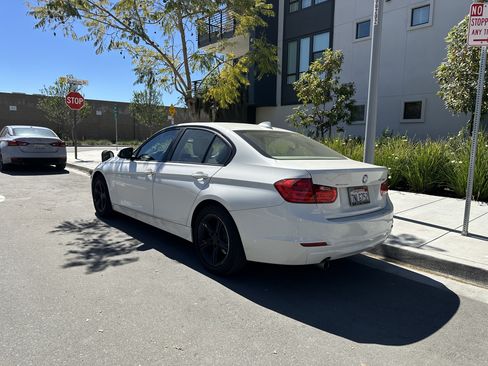 Used 2015 BMW 320i Sedan image 5