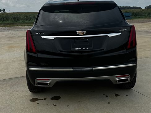 Used 2025 Cadillac XT5 Premium Luxury w/ Technology Package FWD image 5