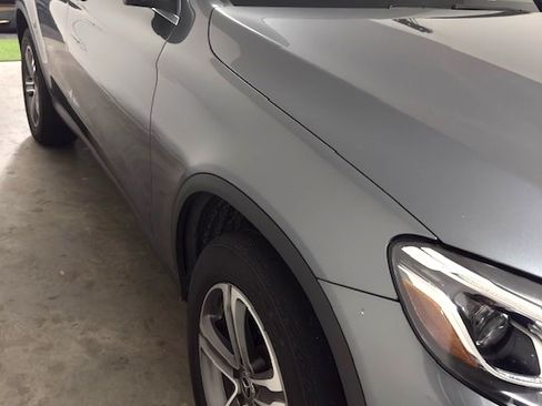 Used 2018 Mercedes-Benz GLC 300 4MATIC image 8