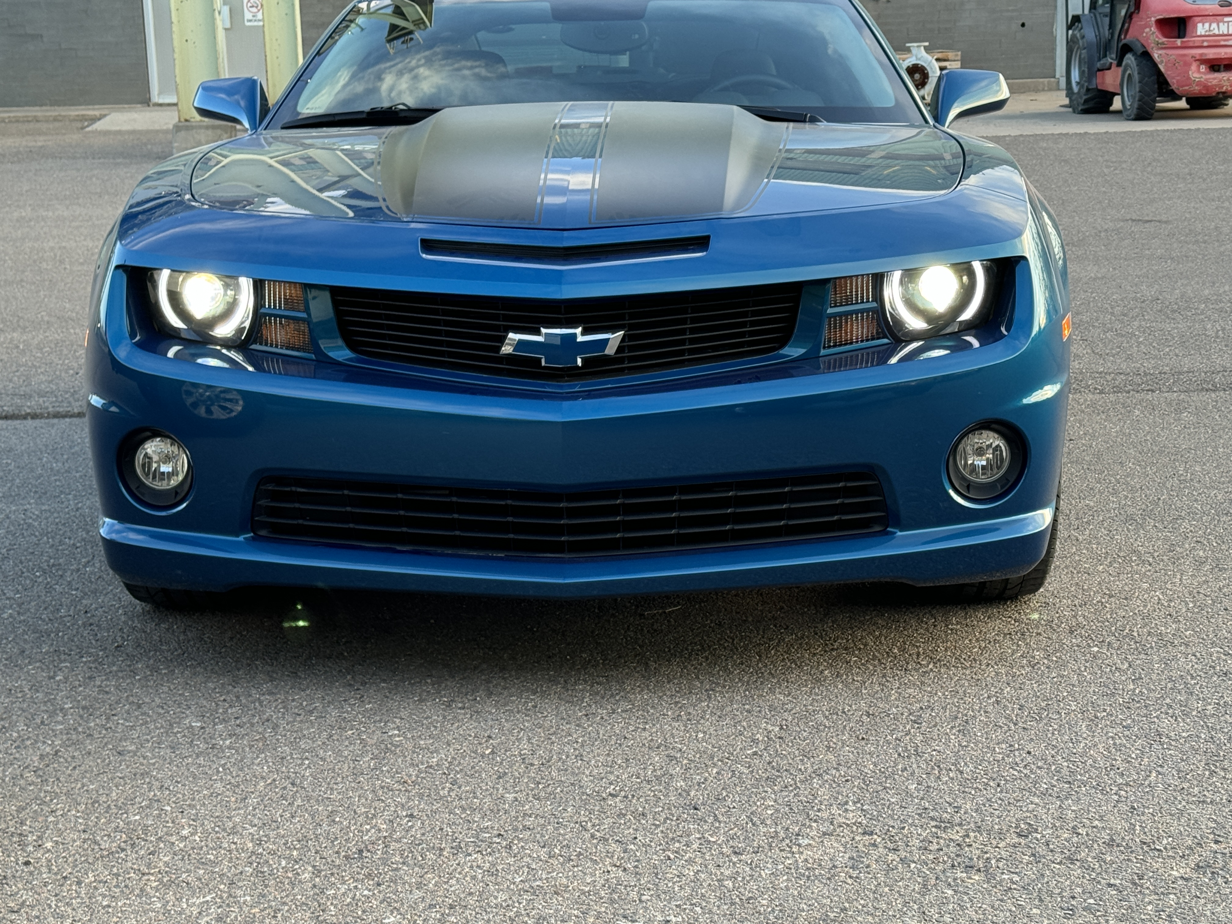 Used 2010 Chevrolet Camaro SS w/ RS Package RWD image 4