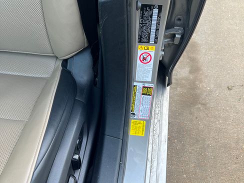 Used 2019 Lexus ES 350 w/ Premium Package image 9