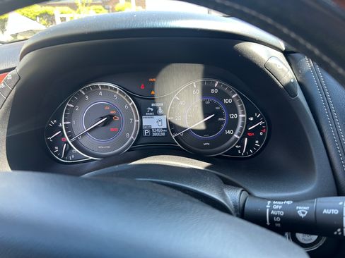 Used 2016 INFINITI QX80 4WD w/ Deluxe Technology Package image 8