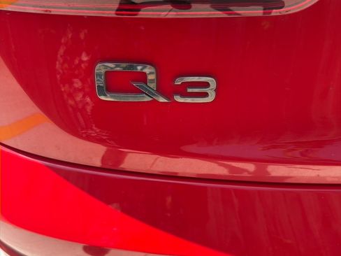 Used 2016 Audi Q3 2.0T Premium Plus w/ Technology Package AWD/4WD image 4