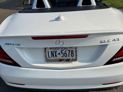 Used 2017 Mercedes-Benz SLC 43 AMG image 9